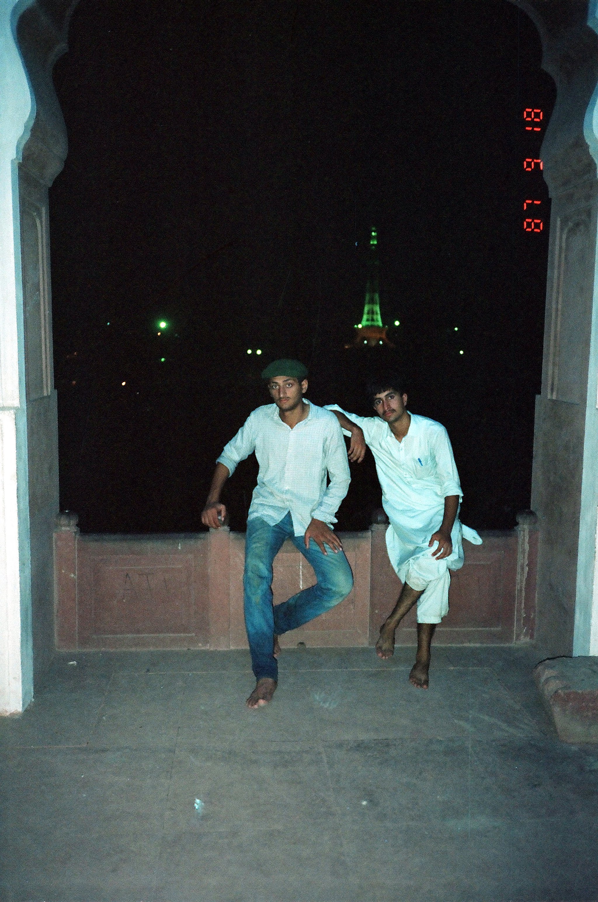 🛤️ Mehboob, Aamir & Wasi: The 10-Mile Walk - Trekking the Railway Tracks Back to Lahore 18
